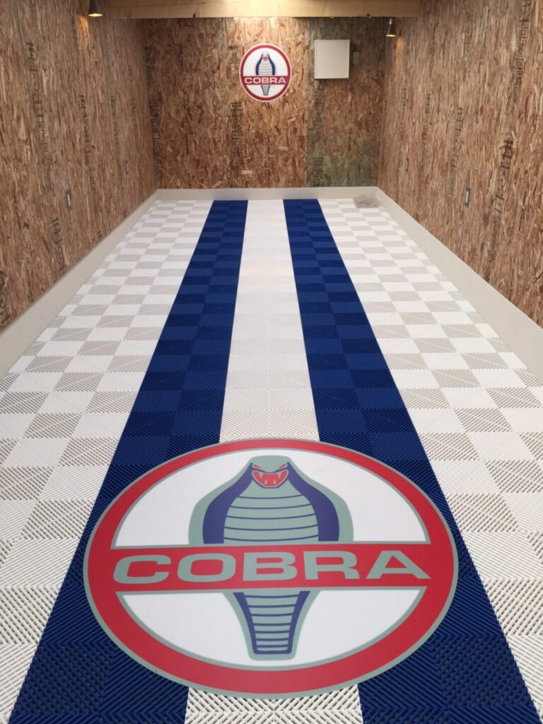 アメリカンスタイルガレージ COBRA